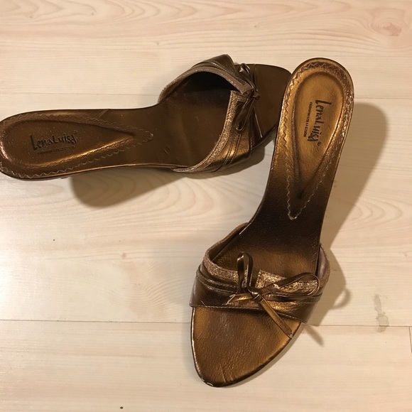 lena luisa Shoes - 💚3/$20💚 Lena Luisa gold slip on slides